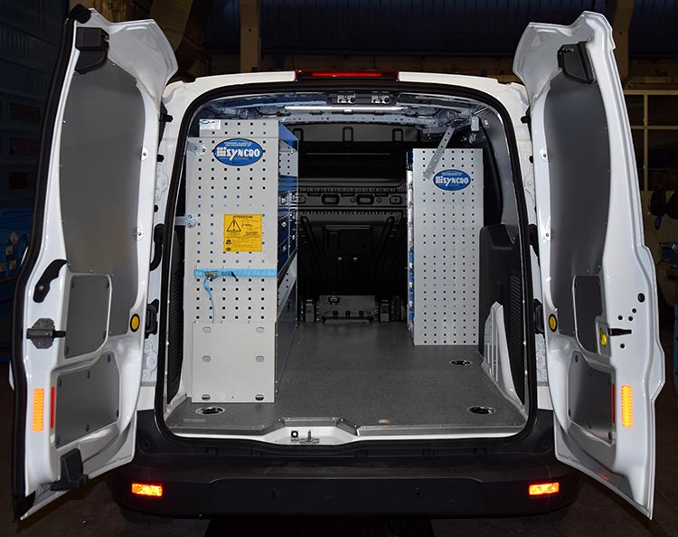 01 Esempio di Connect arredato con mobili Syncro Ultra Syncro Svizzera