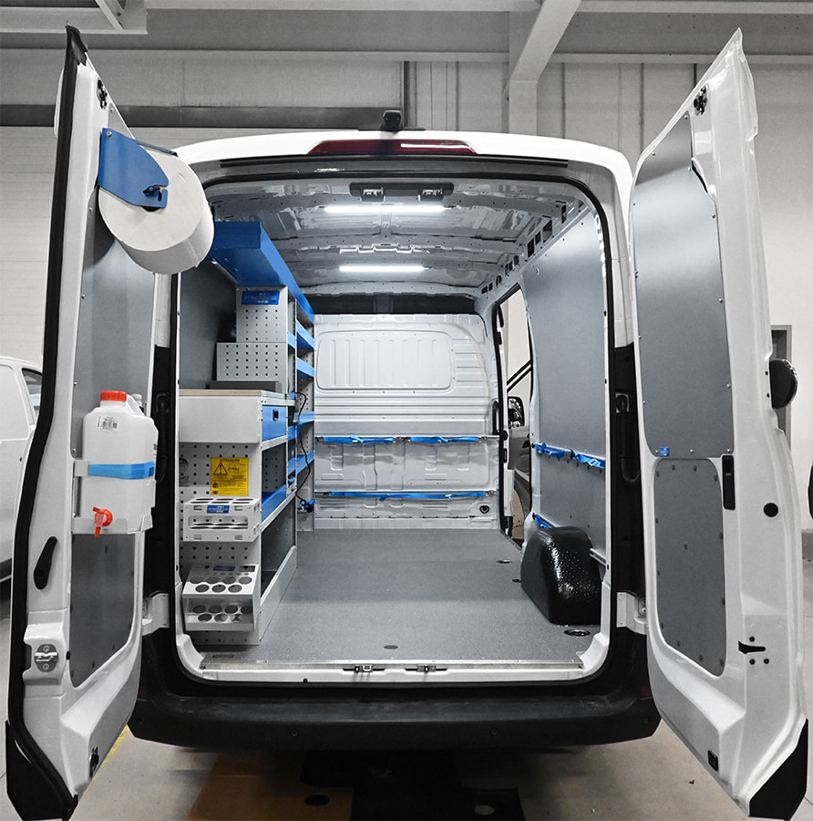 01 allestimento completo per maxus Deliver9 realizzato da syncro system Svizzera