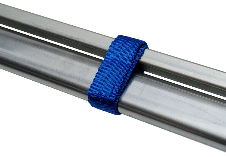 02 particolare della cinghia con velcro della barra con ferma appendini 14269 Svizzera