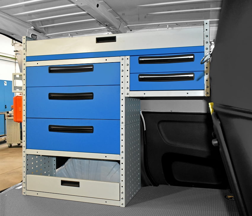 04 Cassetti e comparti con antina su Combo Syncro Svizzera