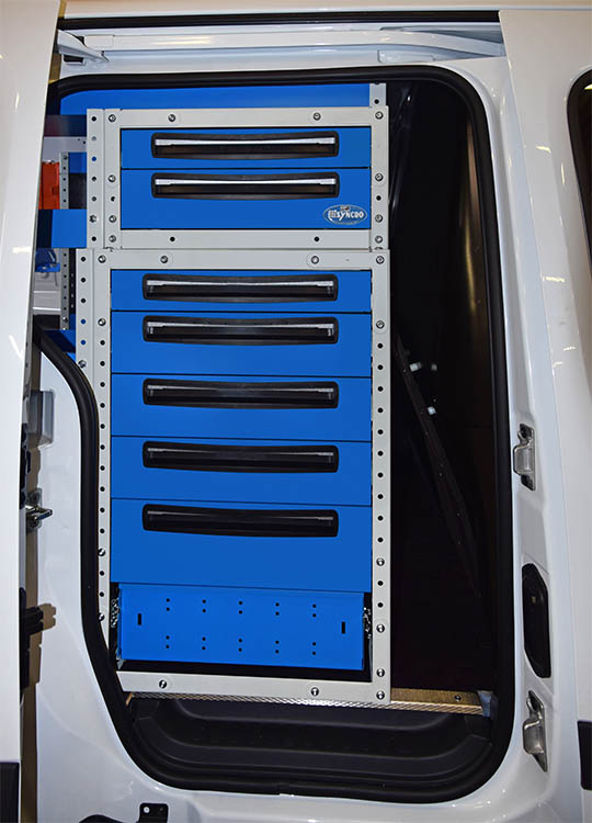 04 Cassetti rivolti verso lesterno su Kangoo Syncro Svizzera