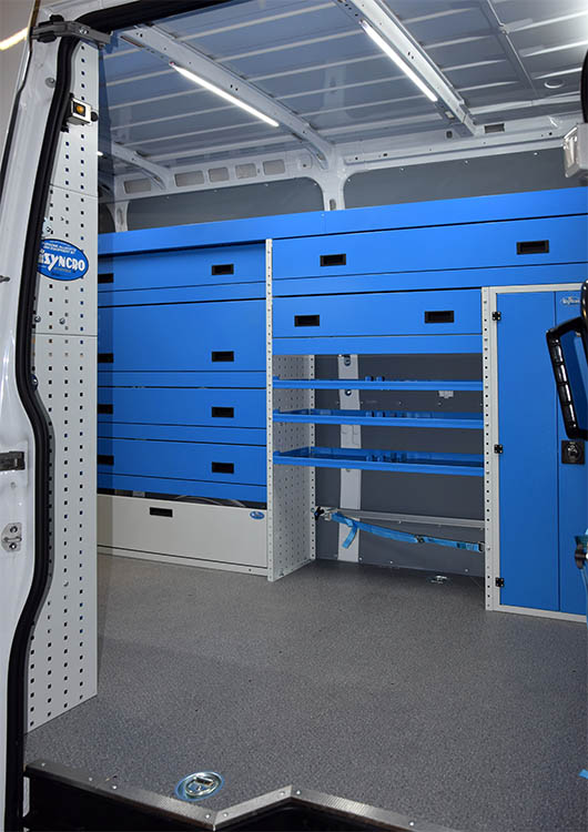 04 Daily con allestimento Ultra visto dalla porta laterale Syncro Svizzera