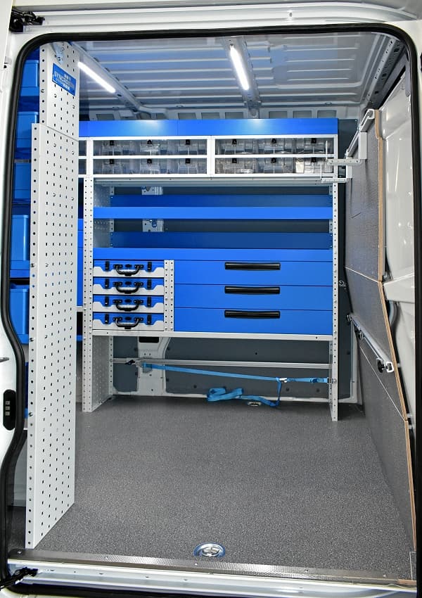 04 Fermavaligie con cinghia di bloccaggio su Boxer Syncro Svizzera