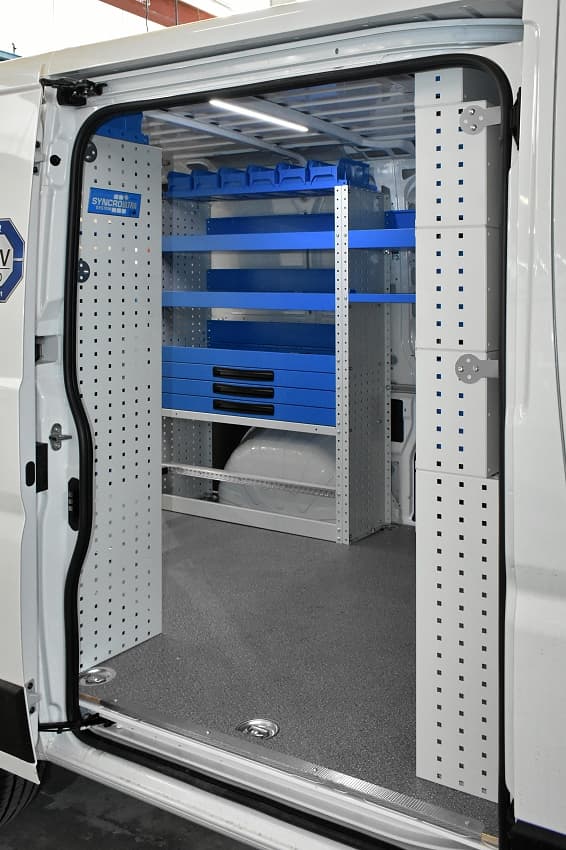 04 Visione laterale di Jumper con cassetti e scaffali Syncro Svizzera