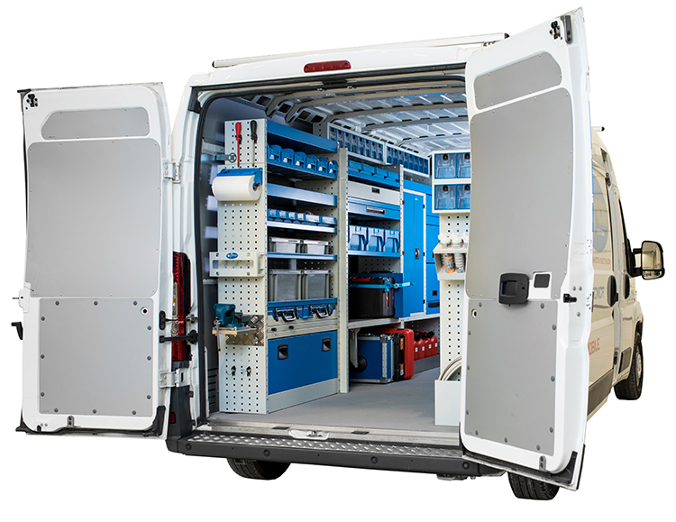 04 furgone grande allestito scontornato Svizzera