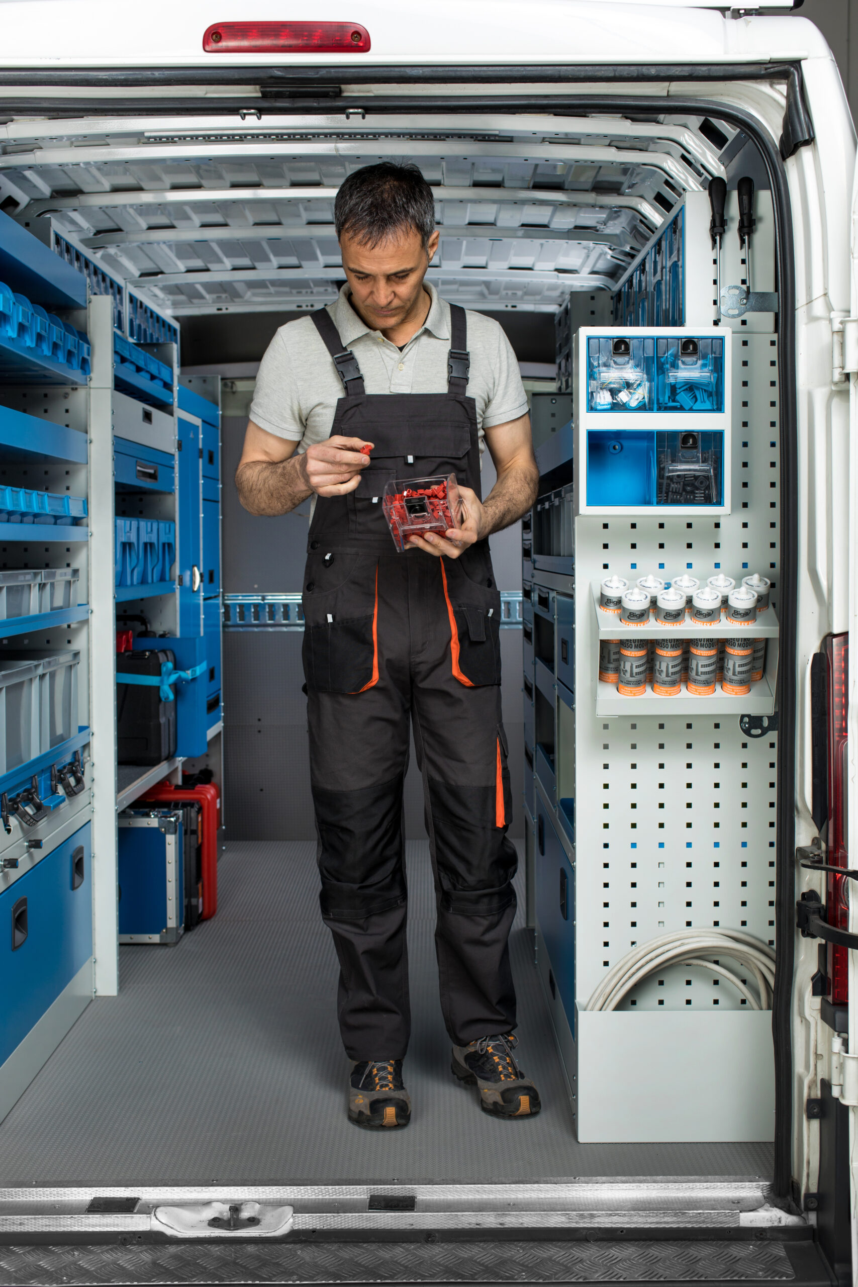 cassettino trasparente basculante scaled Svizzera